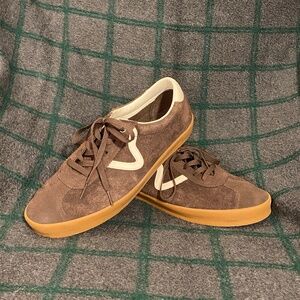 Sport Low Brown Suede Vans